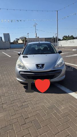 פיג'ו 206