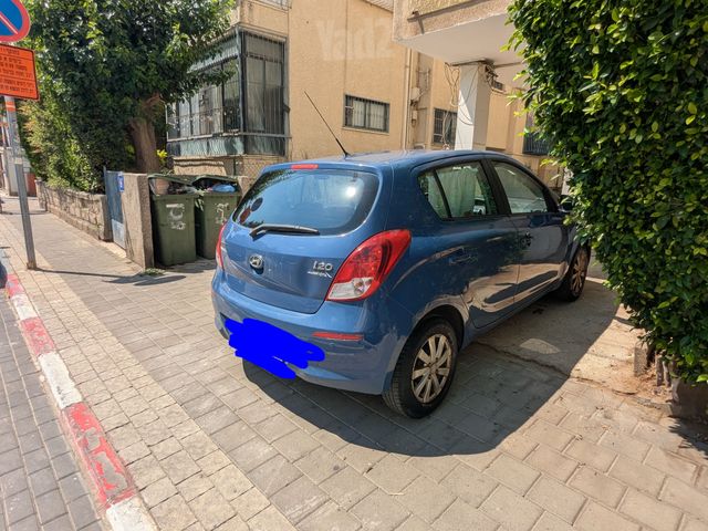 יונדאי i20