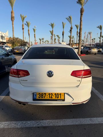 פולקסווגן פאסאט