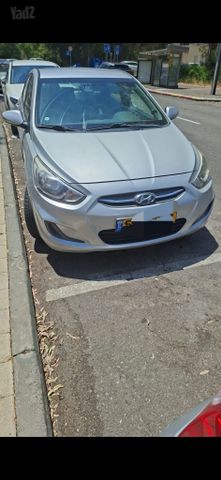 יונדאי אקסנט i25