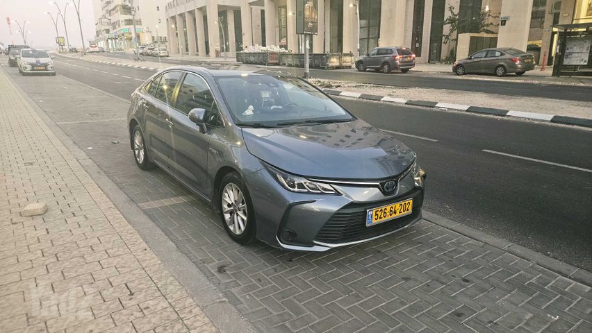 טויוטה קורולה