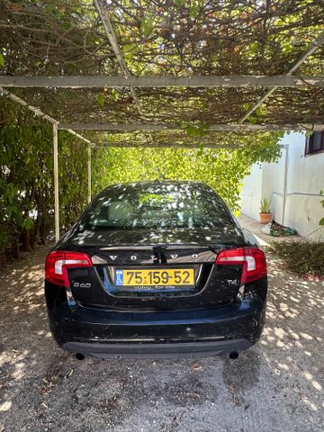 וולוו S60