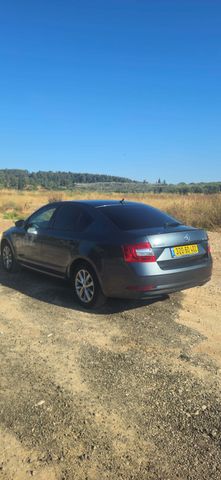 סקודה אוקטביה