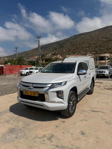 מיצובישי טרייטון / L200