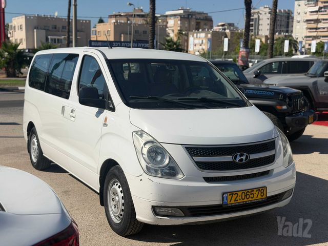מודעת רכב יונדאי H-1 / i800