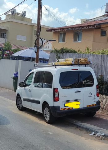 מודעת רכב סיטרואן ברלינגו 