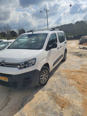 מודעת רכב סיטרואן ברלינגו 