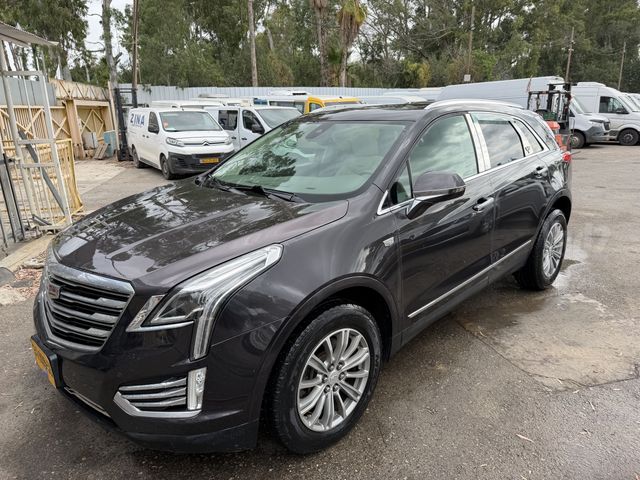 מודעת רכב קאדילק XT5
