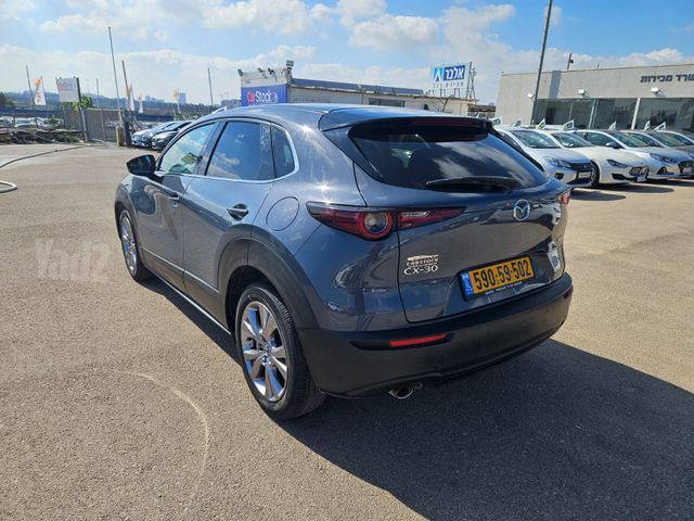 מאזדה CX-30