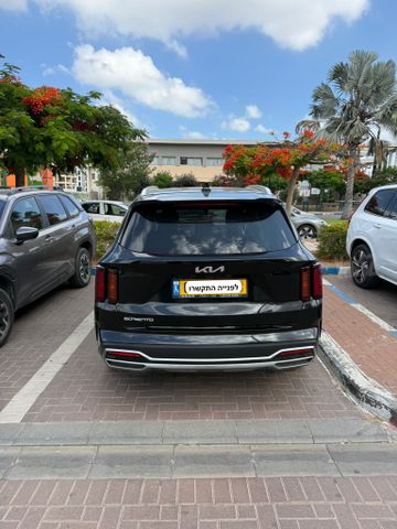 קיה סורנטו