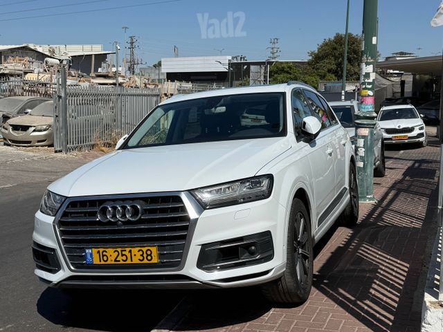 אאודי Q7
