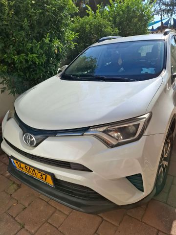 מודעת רכב טויוטה RAV4
