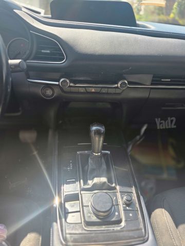 מודעת רכב מאזדה CX-30