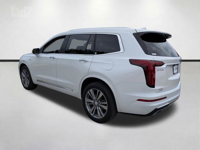 קאדילק XT6