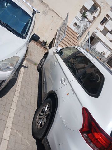 מודעת רכב מיצובישי אאוטלנדר