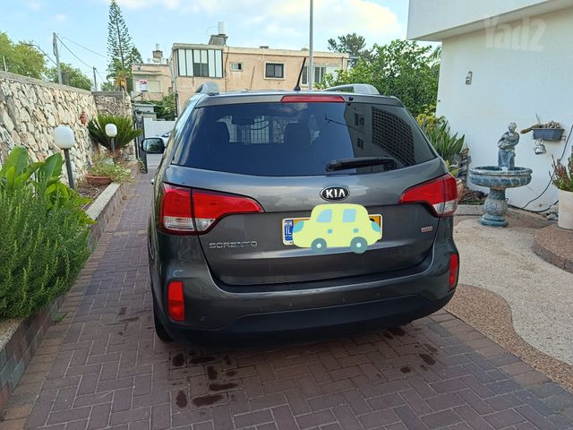 מודעת רכב קיה סורנטו