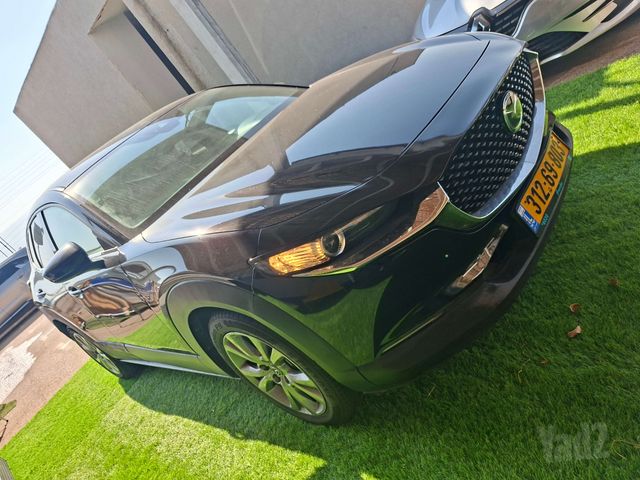 מאזדה CX-30