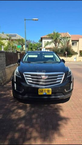 קאדילק XT5