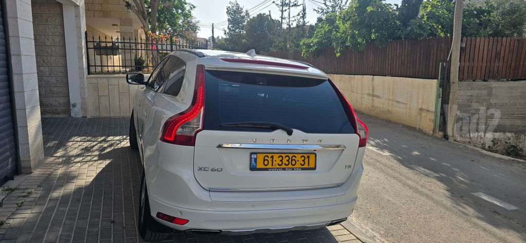 וולוו XC60