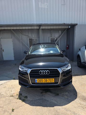 אאודי Q3