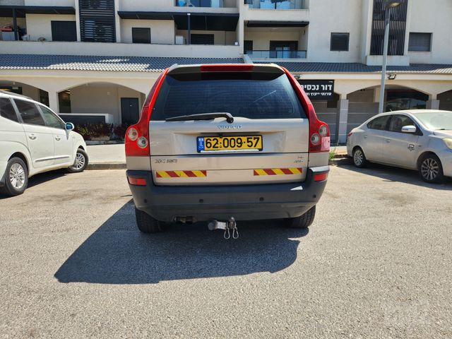 וולוו XC90