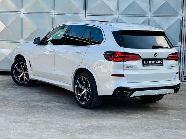 ב מ וו X5