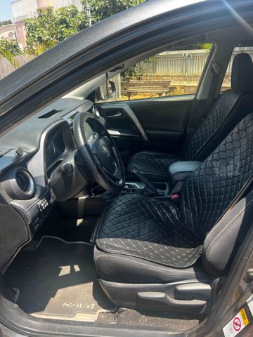 טויוטה RAV4