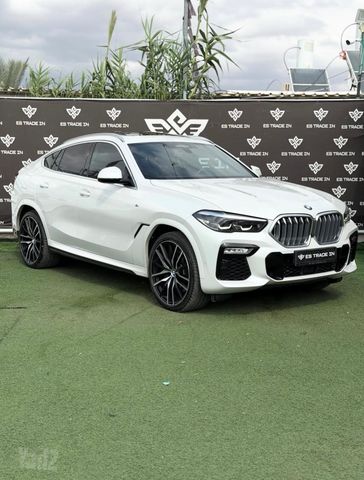 ב מ וו X6