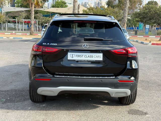 מרצדס-בנץ GLA