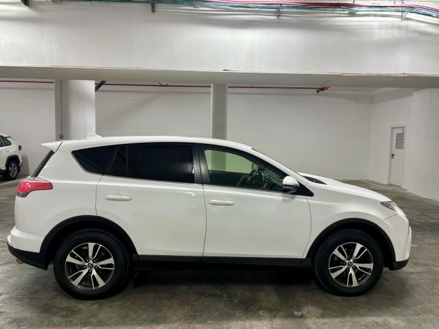 טויוטה RAV4
