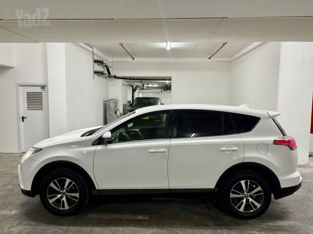 טויוטה RAV4