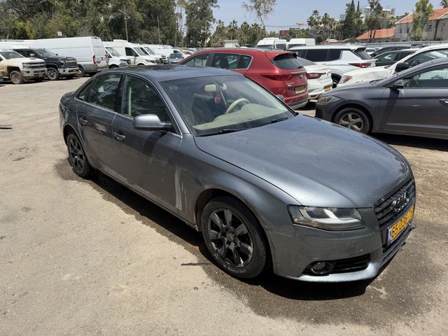 מודעת רכב אאודי A4