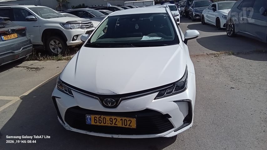 מודעת רכב טויוטה קורולה