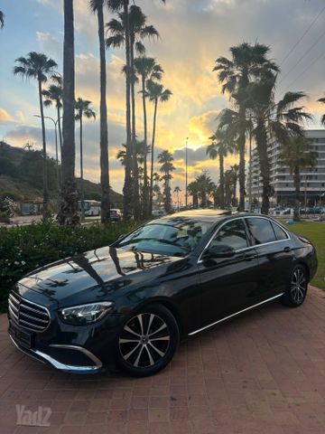 מודעת רכב מרצדס-בנץ E-class