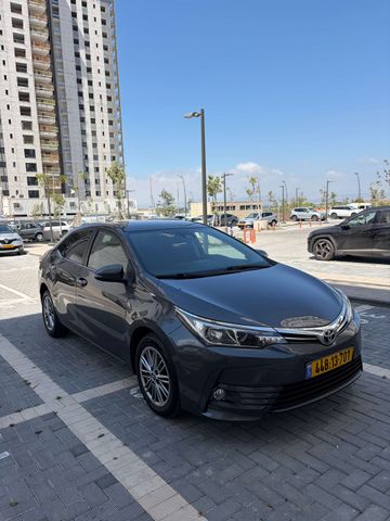 מודעת רכב טויוטה קורולה