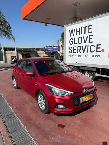 מודעת רכב יונדאי i20