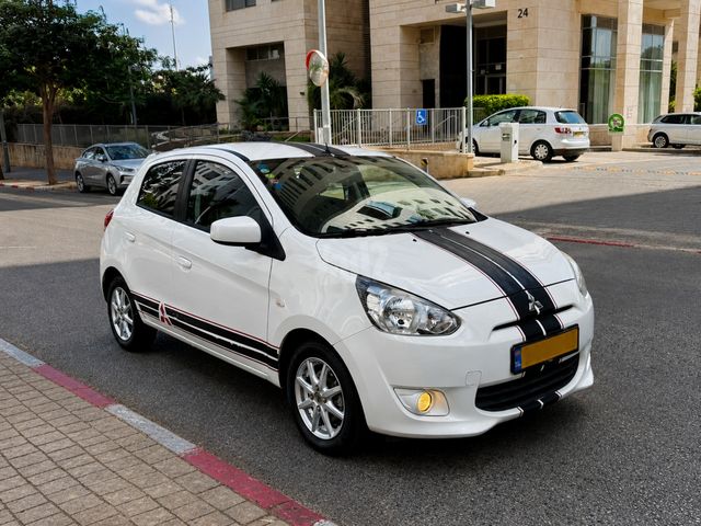 מיצובישי ספייס סטאר