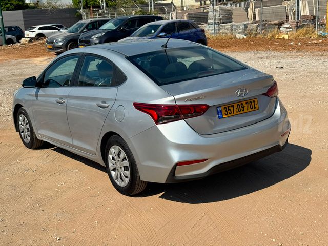 יונדאי אקסנט i25