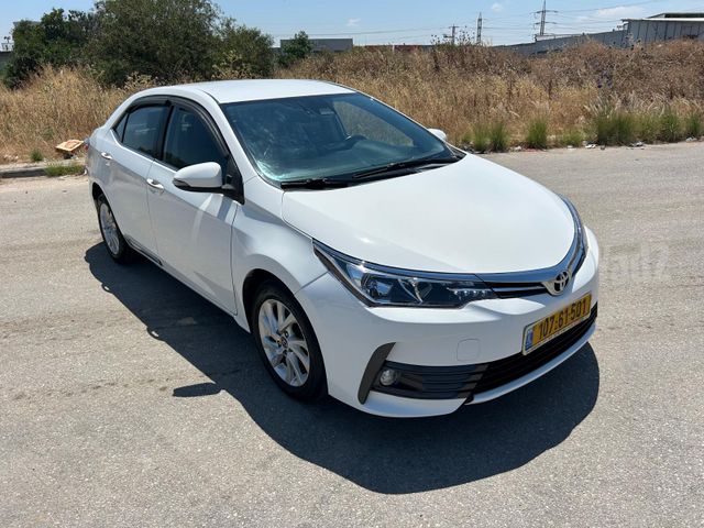 טויוטה קורולה