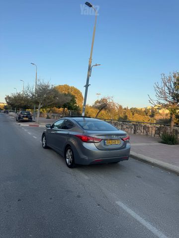 יונדאי I35