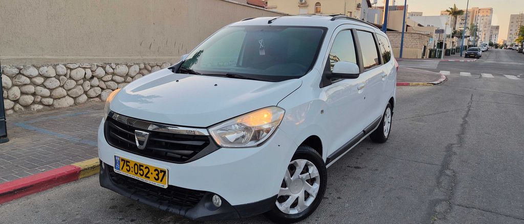 מודעת רכב דאצ'יה לודג'י