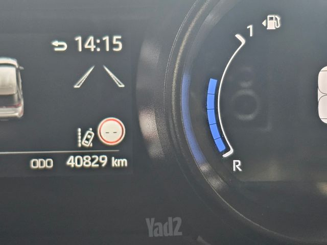 טויוטה יאריס קרוס