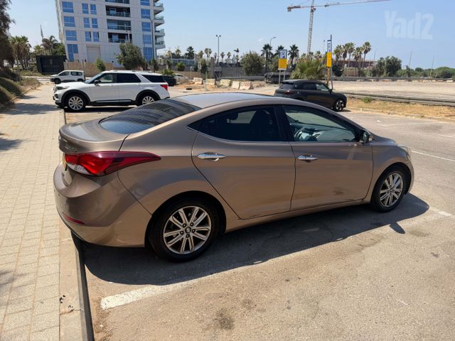 יונדאי I35