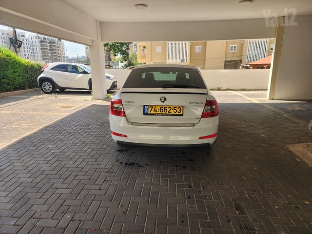 סקודה אוקטביה