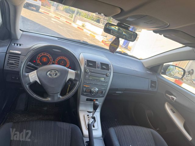 טויוטה קורולה