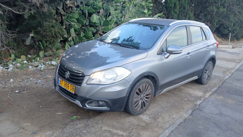 מודעת רכב סוזוקי קרוסאובר