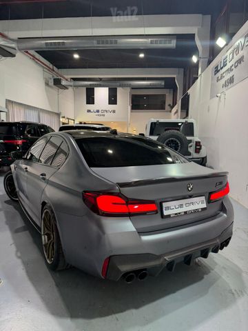 ב מ וו M5
