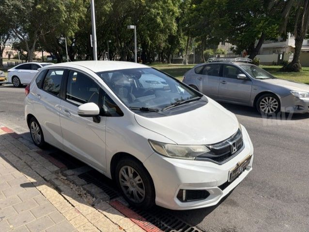 מודעת רכב הונדה ג'אז  2