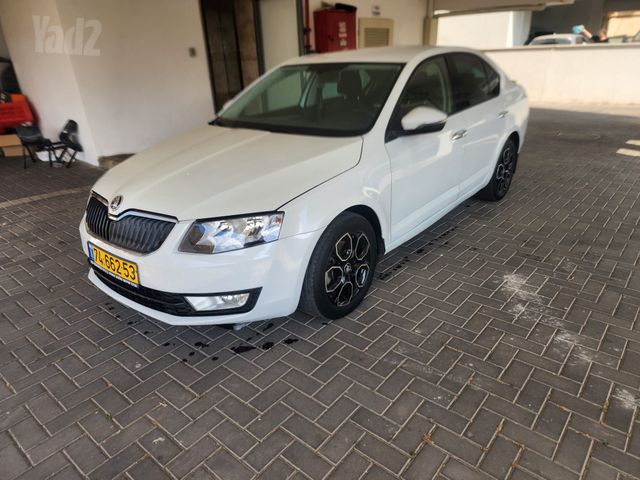 סקודה אוקטביה