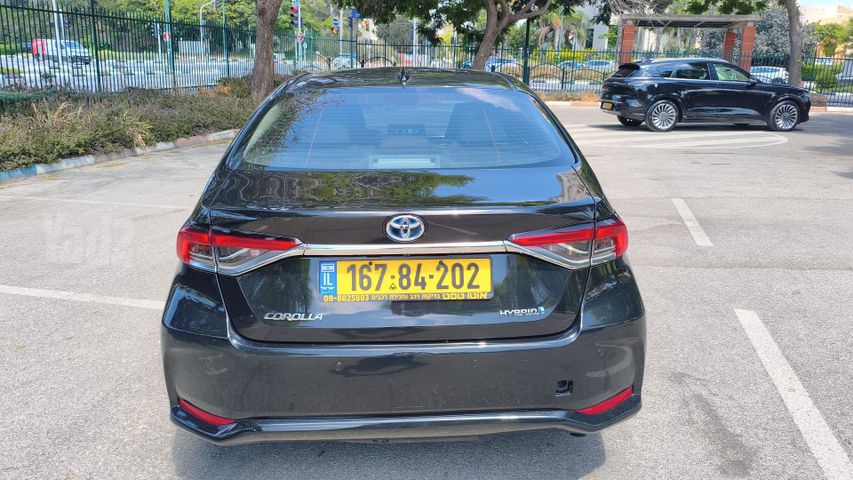 טויוטה קורולה